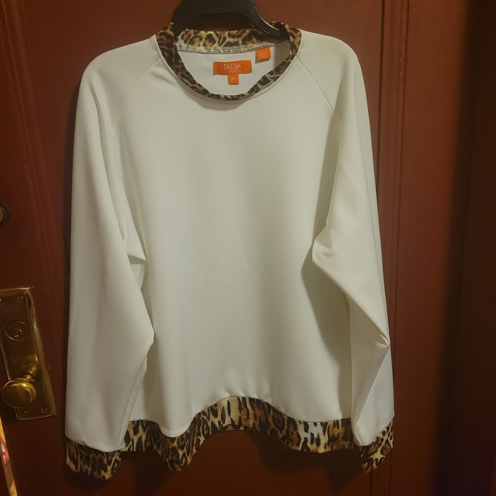 Tallia Sport White Longsleeve Shirt with Animal Print Accents Size XL